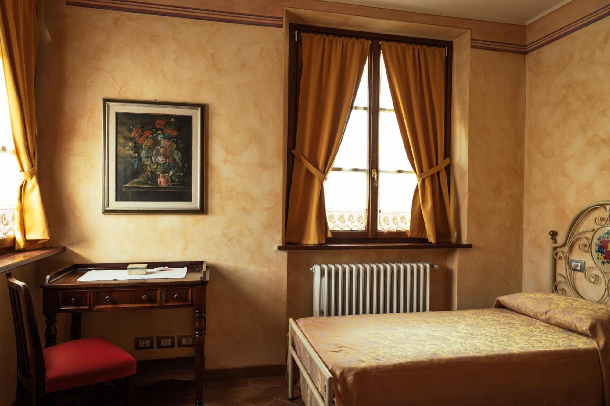 Agriturismo Casal Gheriglio Lucignano Bagian luar foto