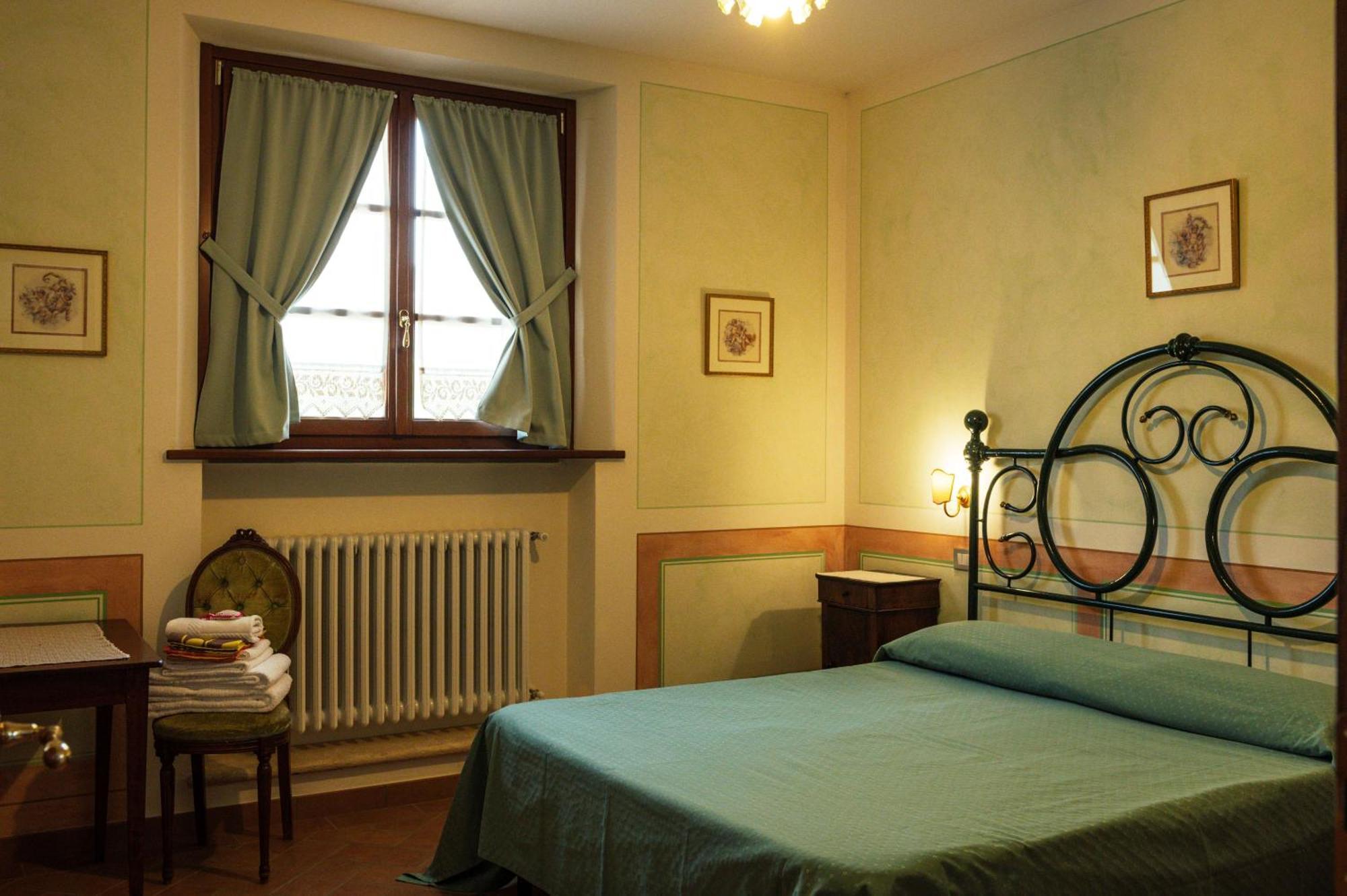 Agriturismo Casal Gheriglio Lucignano Bagian luar foto
