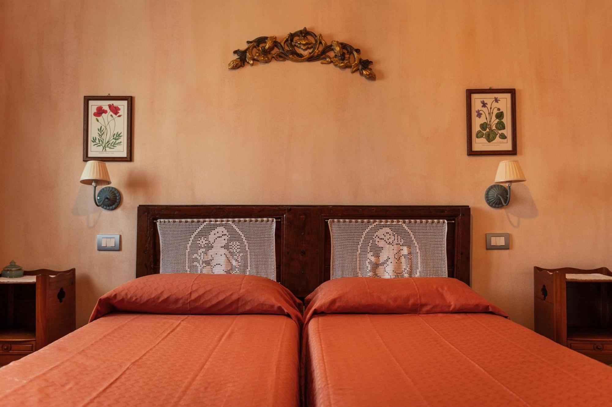 Agriturismo Casal Gheriglio Lucignano Bagian luar foto